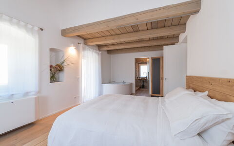 Dimora Montefiore 11: Muur, Slaapkamer, Interieur Ontwerp, Hout, Flooring, Bed, Verdieping, Plafond, Huis, Meubilair