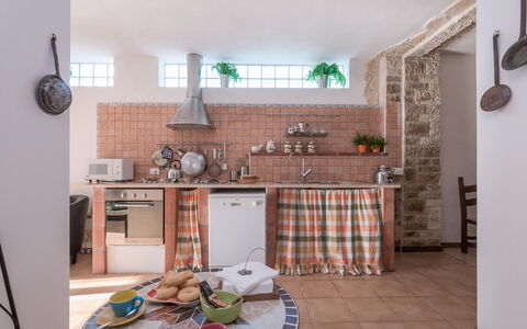 Ripari di Giobbe 6+2: Keuken, Muur, Meubilair, Interieur Ontwerp, Flooring, Countertop, Verdieping, Toestel Van De Keuken, Major Appliance, Plafond