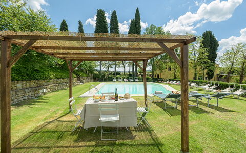 Poggerello 10: Buitenmeubels, Tuin, Zwembad, Meubilair, Schaduw, Toevlucht, Eco Hotel, Outdoor Structuur, Backyard, Patio
