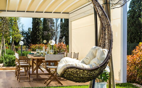 Villa Sole al Molino a Vento 8: Meubilair, Tuin, Buitenmeubels, Schaduw, Stoel, Outdoor Structuur, Eco Hotel, Patio, Bloempot, Kamerplant