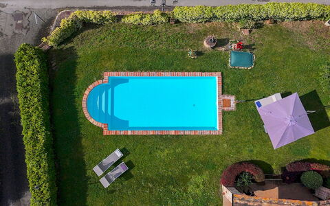 San Rocco 4: Blauw, Zwembad, Toevlucht, Vrije Tijd, Tuin, Gazon, Hacienda, Landgoed, Backyard, Landscaping