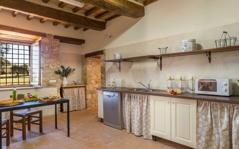 Santa Illuminata 12: Meubilair, Interieur Ontwerp, Flooring, Huis, Verdieping, Kamer, Keuken, Cabinetry, Plafond, Countertop