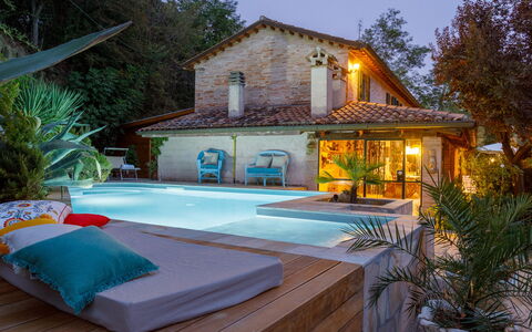 Villa Agave 8: Zwembad, Toevlucht, Bloempot, Buitenmeubels, Eco Hotel, Huis, Meubilair, Thermae, Huis, Kamerplant
