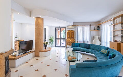 Villa Elda 6: Interieur Ontwerp, Flooring, Meubilair, Verdieping, Hout, Bankstel, Plafond, Appartement, Woonkamer, Kamer