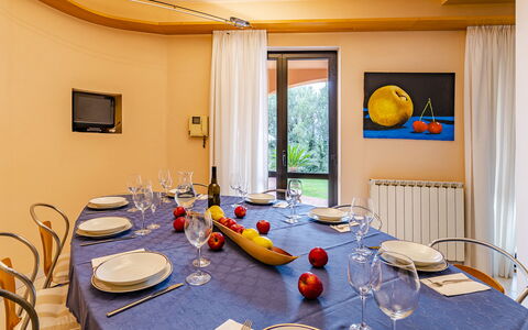 Villa Elda 6: Interieur Ontwerp, Meubilair, Plafond, Huis, Verlichting, Kamer, Tafel, Flooring, Verdieping, Eetkamer