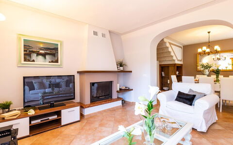 Villa Elena 9+1