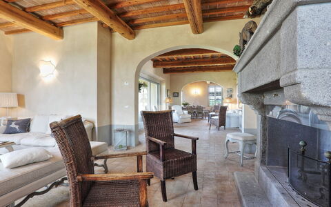 Villa Il Meluccio 12