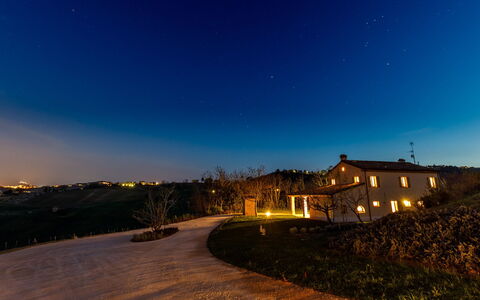 Ca' Pellicciano 8: Landschap, Verblijf, Avond, Schemer, Nacht, Dorp, Boerderij, Boerderij