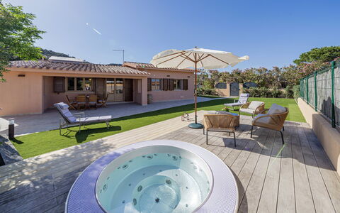 Villa Gea 8: Zwembad, Toevlucht, Buitenmeubels, Vrije Tijd, Paraplu, Eco Hotel, Schaduw, Landgoed, Binnenplaats, Patio