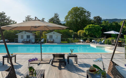 Villa Barchessa Panigai 8: Zwembad, Paraplu, Buitenmeubels, Toevlucht, Vrije Tijd, Recreatie, Ligstoel, Schaduw, Stoel, Eco Hotel