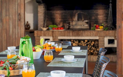 Tenuta Sagherina 8: Voedsel, Meubilair, Tableware, Fruit, Tafel, Serveware, Interieur Ontwerp, Dishware, Produceren, Bord
