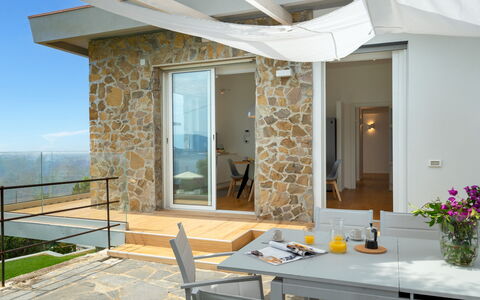 Villa Scirocco 10+2: Meubilair, Stoel, Huis, Schaduw, Toevlucht, Balkon, Buitenmeubels, Eco Hotel, Villa, Keuken En Eettafel