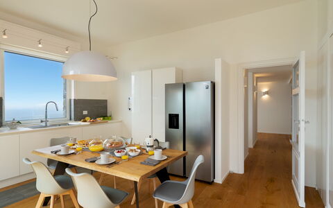 Villa Scirocco 10+2: Meubilair, Interieur Ontwerp, Flooring, Muur, Plafond, Keuken, Hout, Verdieping, Countertop, Lichte Inrichting
