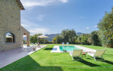 Casale del Castagneto 8: Zwembad, Land Lot, Boerderij, Tuin, Landgoed, Verblijf, Landscaping, Gazon, Villa, Hacienda