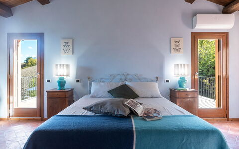 Casale Principessa 6+2: Meubilair, Interieur Ontwerp, Hout, Flooring, Verdieping, Huis, Slaapkamer, Linens, Kamer, Bed