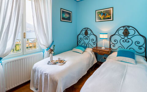 Villa la Dolce 8: Meubilair, Interieur Ontwerp, Slaapkamer, Bed, Verdieping, Hout, Flooring, Bedding, Linens, Laken