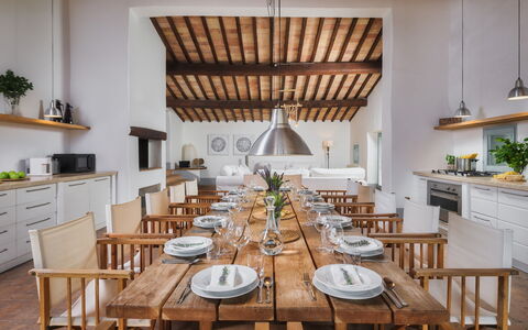 Villa Carmeli 12+2: Meubilair, Interieur Ontwerp, Hout, Flooring, Plafond, Tafel, Keuken En Eettafel, Keuken, Huis, Stoel