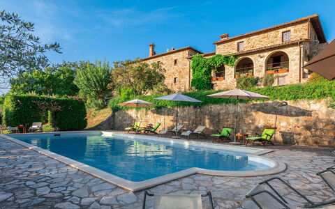 Podere le Corone 14: Zwembad, Toevlucht, Landgoed, Buitenmeubels, Hacienda, Villa, Eco Hotel, Tuin, Hotel, Badplaats