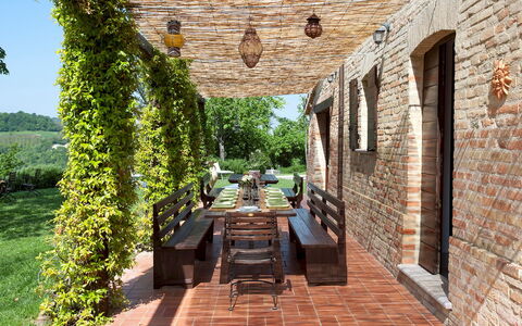 Casa Melograno 11+2: Meubilair, Hout, Buitenmeubels, Tafel, Buitentafel, Steen, Tuin, Stoel, Beits, Keuken En Eettafel