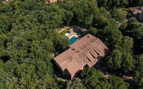 Villa Rinaldi 6: Boom, Natuurlijke Omgeving, Natuur, Woongebied, Landschap, Huis, Land Lot, Landgoed, Landelijk Gebied, Verblijf