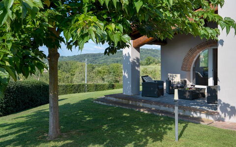 Villa Il Magnifico 10: Land Lot, Tuin, Schaduw, Gazon, Landscaping, Werf, Backyard, Park, Outdoor Structuur, Boerderij
