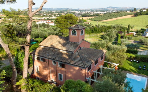Villa Rossa 12: Huis, Huis, Landgoed, Hacienda, Villa, Landscaping, Werf, Zwembad, Herenhuis, Boerderij