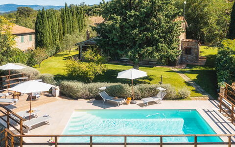 Podere Caprarecce 8: Zwembad, Paraplu, Toevlucht, Buitenmeubels, Ligstoel, Eco Hotel, Vrije Tijd, Thermae, Landgoed, Tuin