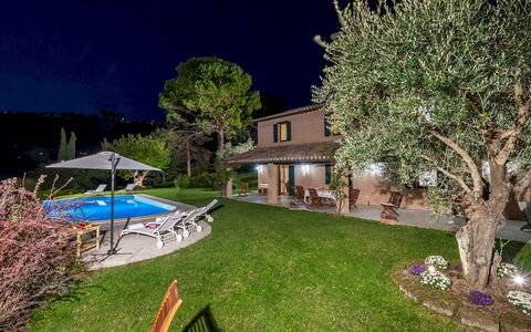 Villa Il Baiocco 8: Huis, Landgoed, Tuin, Backyard, Toevlucht, Verblijf, Gazon, Hacienda, Zwembad, Werf