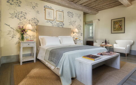 Villa Metelliano 10: Meubilair, Interieur Ontwerp, Muur, Bed, Slaapkamer, Flooring, Verdieping, Kamer, Plafond, Linens