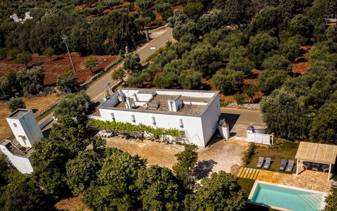 Masseria Profilo 8: Woongebied, Landschap, Land Lot, Landelijk Gebied, Huis, Landgoed, Voorstad, Luchtfotografie, Vogelperspectief, Villa