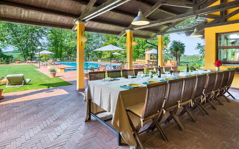 Tenuta Contessa Chiara 17: Zwembad, Toevlucht, Eco Hotel, Schaduw, Landgoed, Hacienda, Vrije Tijd, Stoel, Tuin, Buitenmeubels