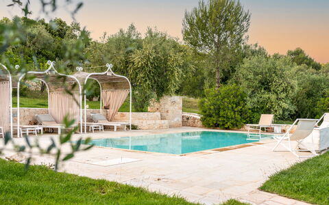 Pigreco 6+2: Zwembad, Meubilair, Buitenmeubels, Tuin, Stoel, Landgoed, Toevlucht, Backyard, Landscaping, Werf