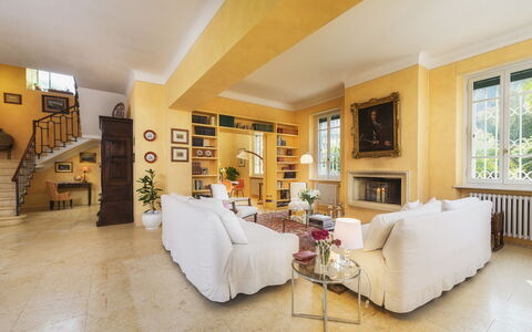 Villa Gaius 8+2