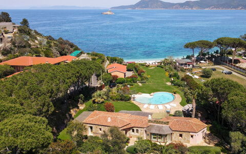 Villa Padulella 8+2: Kust, Vogelperspectief, Kust En Oceanic Landvormen, Zee, Luchtfotografie, Oceaan, Landgoed, Toevlucht, Baai