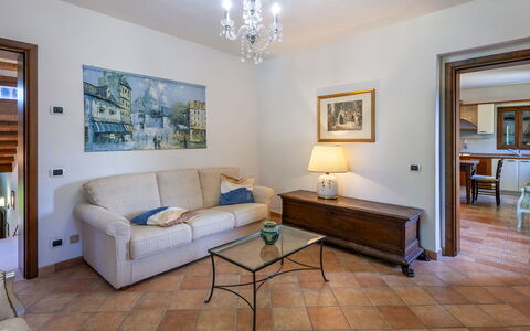 Villa Banci 8: Meubilair, Interieur Ontwerp, Bankstel, Flooring, Verdieping, Woonkamer, Plafond, Kamer, Tafel, Fotolijst