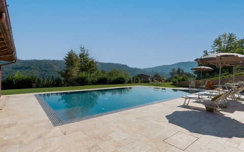 Villa Carlotta 8: Zwembad, Flagstone, Vrije Tijd, Toevlucht, Schaduw, Tegel, Eco Hotel, Buitenmeubels, Badplaats, Villa