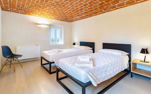 Villa Boemia 10: Interieur Ontwerp, Plafond, Verdieping, Kamer, Appartement, Ontwerp, Beits, Hotel, Bed Frame, Bed