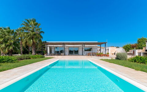 Villa i Chiani 8: Zwembad, Toevlucht, Landgoed, Samengesteld Materiaal, Eco Hotel, Schaduw, Hacienda, Vrije Tijd, Villa, Landscaping