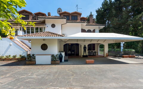 Villa Manganelli 12