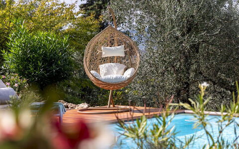 Villa Adisa 8: Meubilair, Buitenmeubels, Stoel, Tuin, Wicker, Schaduw, Backyard, Patio, Natuurlijk Materiaal, Eco Hotel