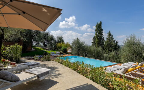 Villa Adisa 8: Blauw, Zwembad, Toevlucht, Ligstoel, Buitenmeubels, Eco Hotel, Landgoed, Villa, Tuin, Landscaping