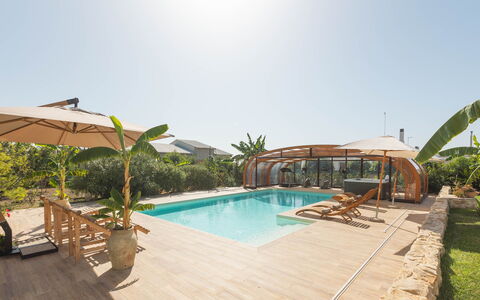 Villa i Mori 4: Toevlucht, Zwembad, Eco Hotel, Schaduw, Paraplu, Vrije Tijd, Landscaping, Landgoed, Outdoor Structuur, Tuin