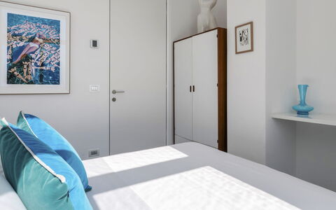 Villa Ponti 6: Meubilair, Interieur Ontwerp, Verdieping, Flooring, Hout, Kamer, Huis, Appartement, Slaapkamer, Bed