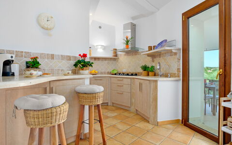 Villa la Marina 5+1: Interieur Ontwerp, Meubilair, Hout, Flooring, Verdieping, Countertop, Keuken, Plafond, Huis, Kamer