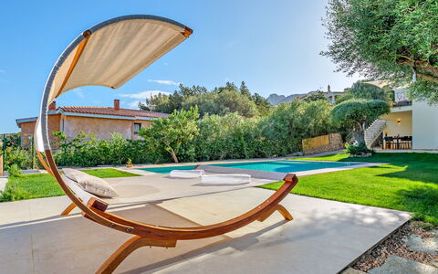 Villa la Marina 5+1: Schaduw, Vrije Tijd, Buitenmeubels, Tuin, Eco Hotel, Gazon, Landscaping, Hacienda, Villa, Toevlucht