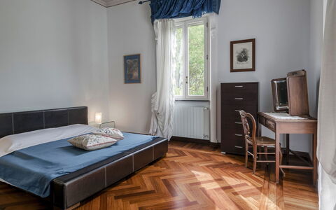 Villa Liberty Albisola 6+2: Meubilair, Interieur Ontwerp, Bed, Verdieping, Flooring, Slaapkamer, Hout, Laken, Kamer, Bedding