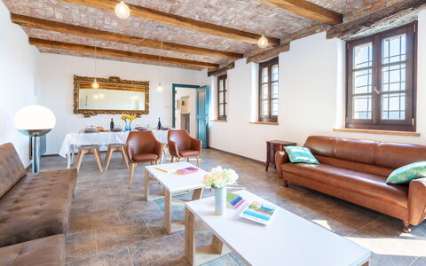 Casa Leonarda 8+2