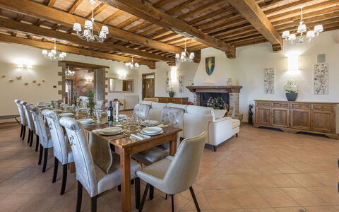 Tenuta Montiepoli 12+3