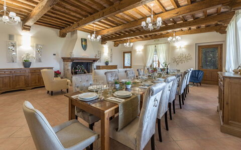 Tenuta Montiepoli 12+3