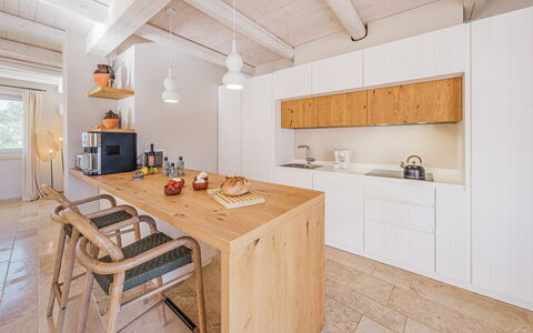 Opuntia Trulli e Lamie 10: Meubilair, Flooring, Keuken, Interieur Ontwerp, Countertop, Hout, Verdieping, Plafond, Houten Vloer, Cabinetry